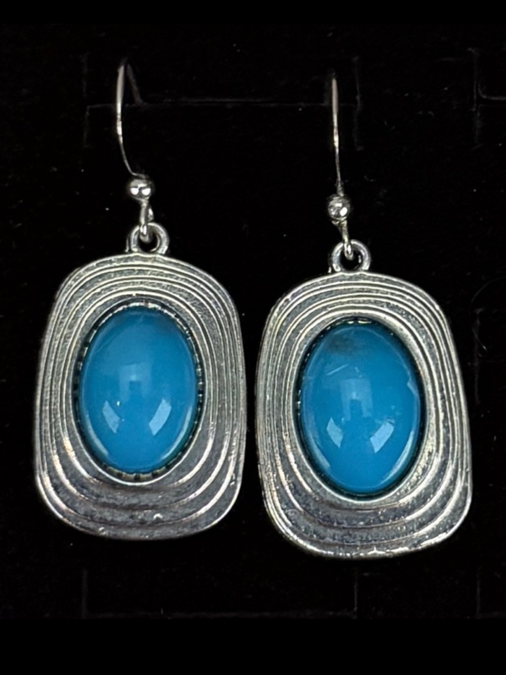 Vintage Silvertone faux turquoise blue pierced ear earrings